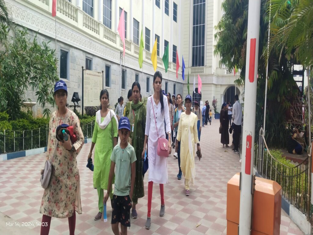 filter: 0; fileterIntensity: 0.0; filterMask: 0; module: photo; 
hw-remosaic: false; 
touch: (-1.0, -1.0); 
modeInfo: ; 
sceneMode: 8; 
cct_value: 5428; 
AI_Scene: (11, 0); 
aec_lux: 148.42603; 
aec_lux_index: 0; 
hist255: 0.0; 
hist252~255: 0.0; 
hist0~15: 0.0; 
albedo:  ; 
confidence:  ; 
motionLevel: -1; 
weatherinfo: null; 
temperature: 38;