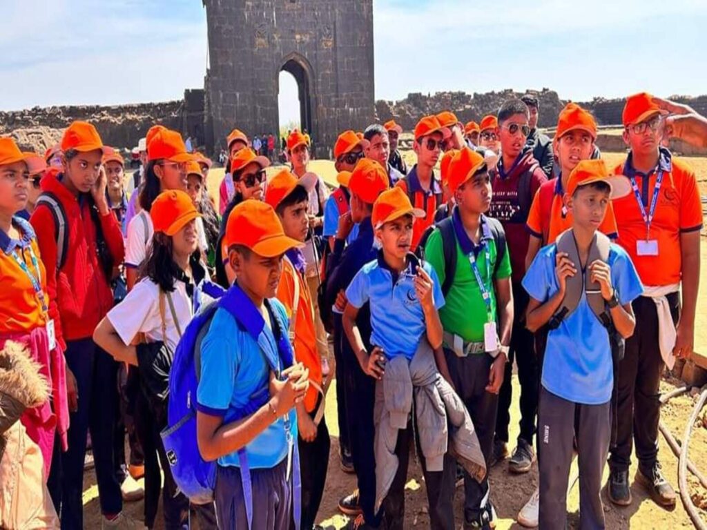 WhatsApp Image 2024-11-13 at 10. (17)