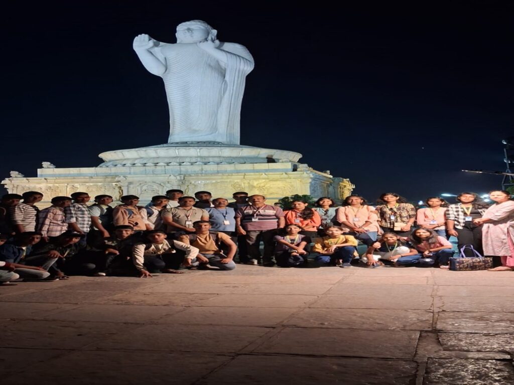 WhatsApp Image 2025-10-06 at 10.17.20 (1)