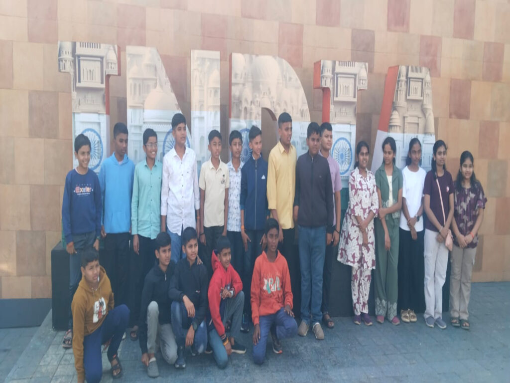 WhatsApp Image 2025-12-17 at 21.57.55