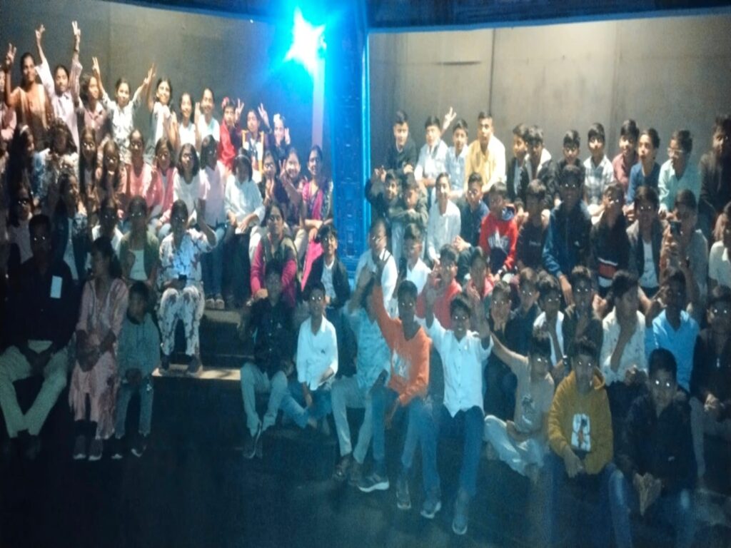 WhatsApp Image 2025-12-17 at 21.58.22