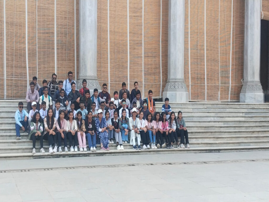 WhatsApp Image 2025-12-18 at 17.01.45