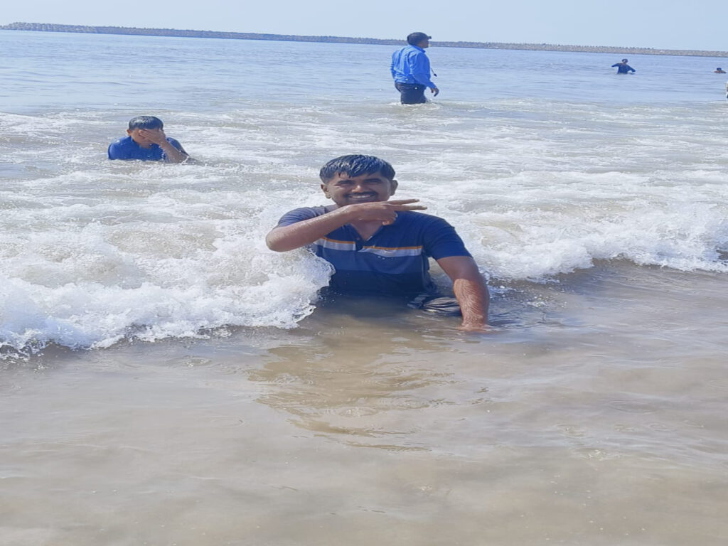 WhatsApp Image 2026-01-11 at 21.47.59